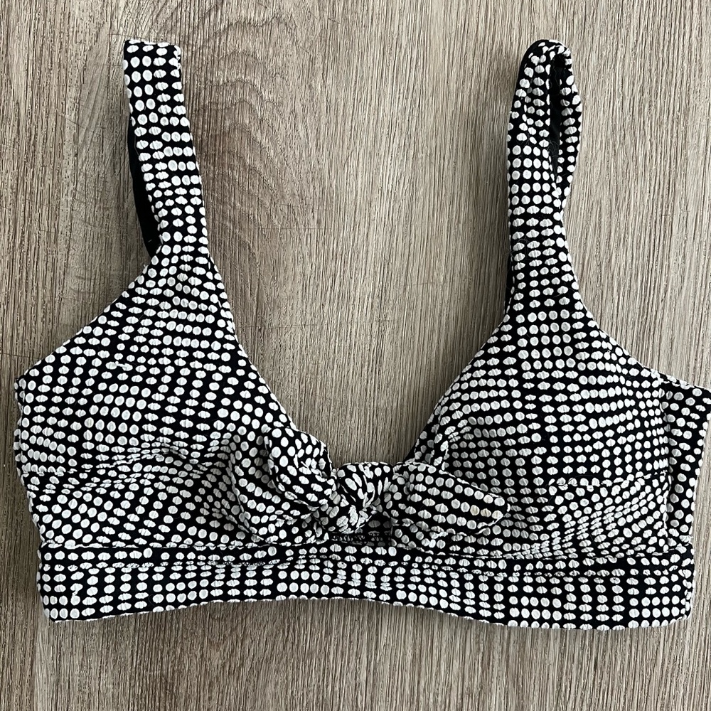 Aerie Black and White Polka Dot Scoop Neck Bikini Top Large